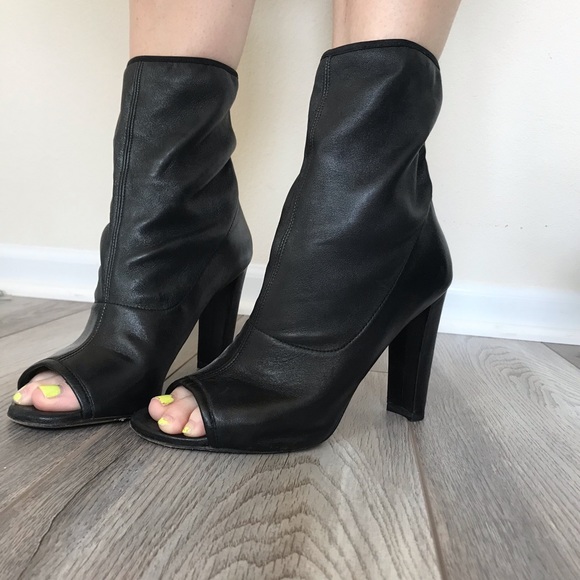 stuart weitzman open toe bootie